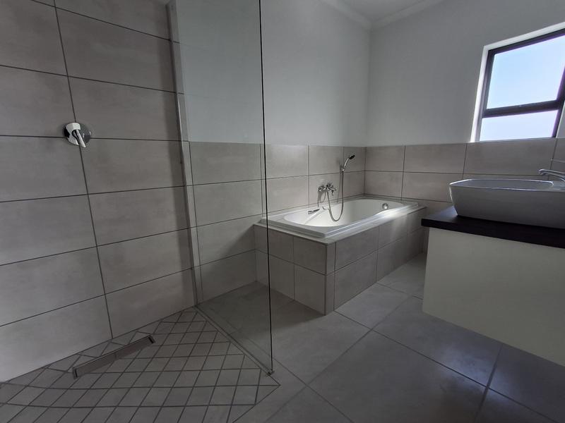 3 Bedroom Property for Sale in St Helena Views Western Cape